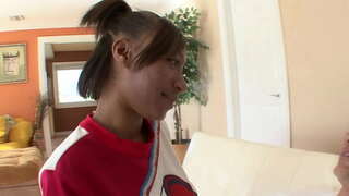 Negro adolescente cheerleaders queda fodido polo branco adestrador de fútbol