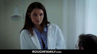 Silvia Salie Onderzoekt haar Zoon &#039; s Pik Erectie