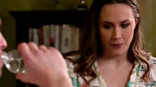 Stepmommy is verbaas deur haar epson se spiere