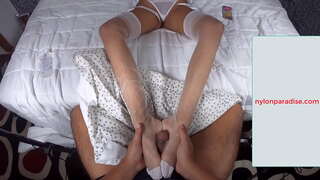 Cum azn ətrinə подошвах ayaq